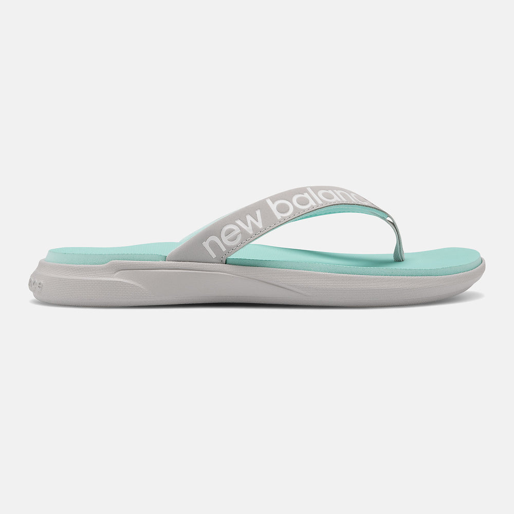 340 | New Balance Shoes Light Aluminum/White and Light Reef - Women