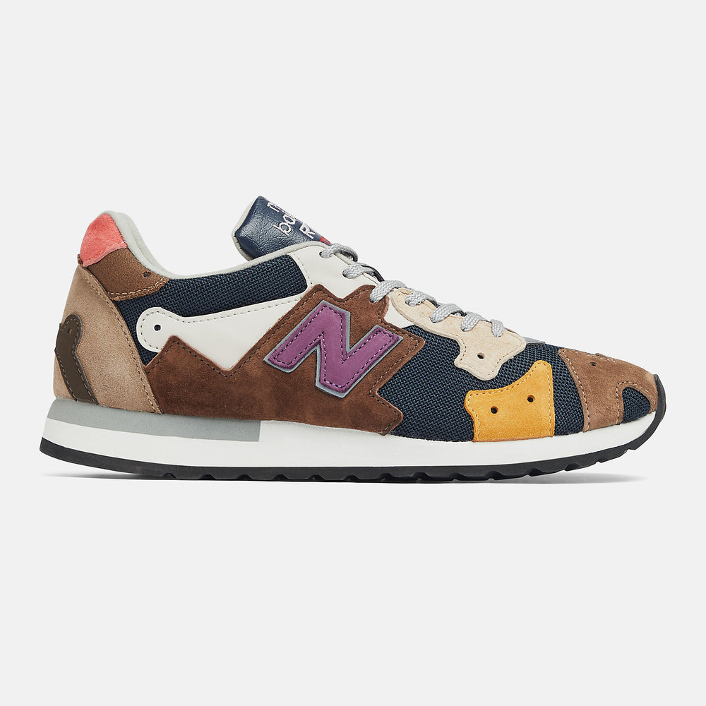 MADE IN UK R770 | New Balance Shoes Navy/Brown - Women/Men