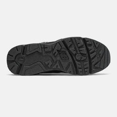 850 | New Balance Shoes Black/Silver - Women