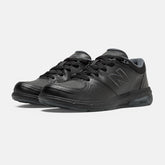 813 | New Balance Shoes Black - Women