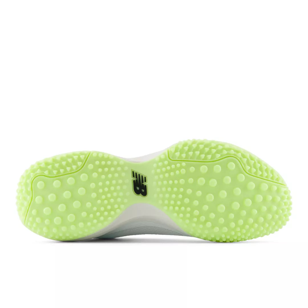 FreezeLX v5 Turf - New Balance Shoes on sale
