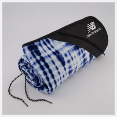Slowtide X New Balance Camp Blanket | New Balance Accessories Indigo/White - Women/Men