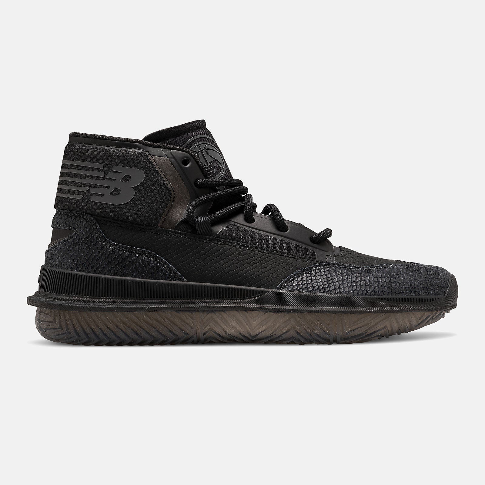 BB9000 | New Balance Shoes Black - Men