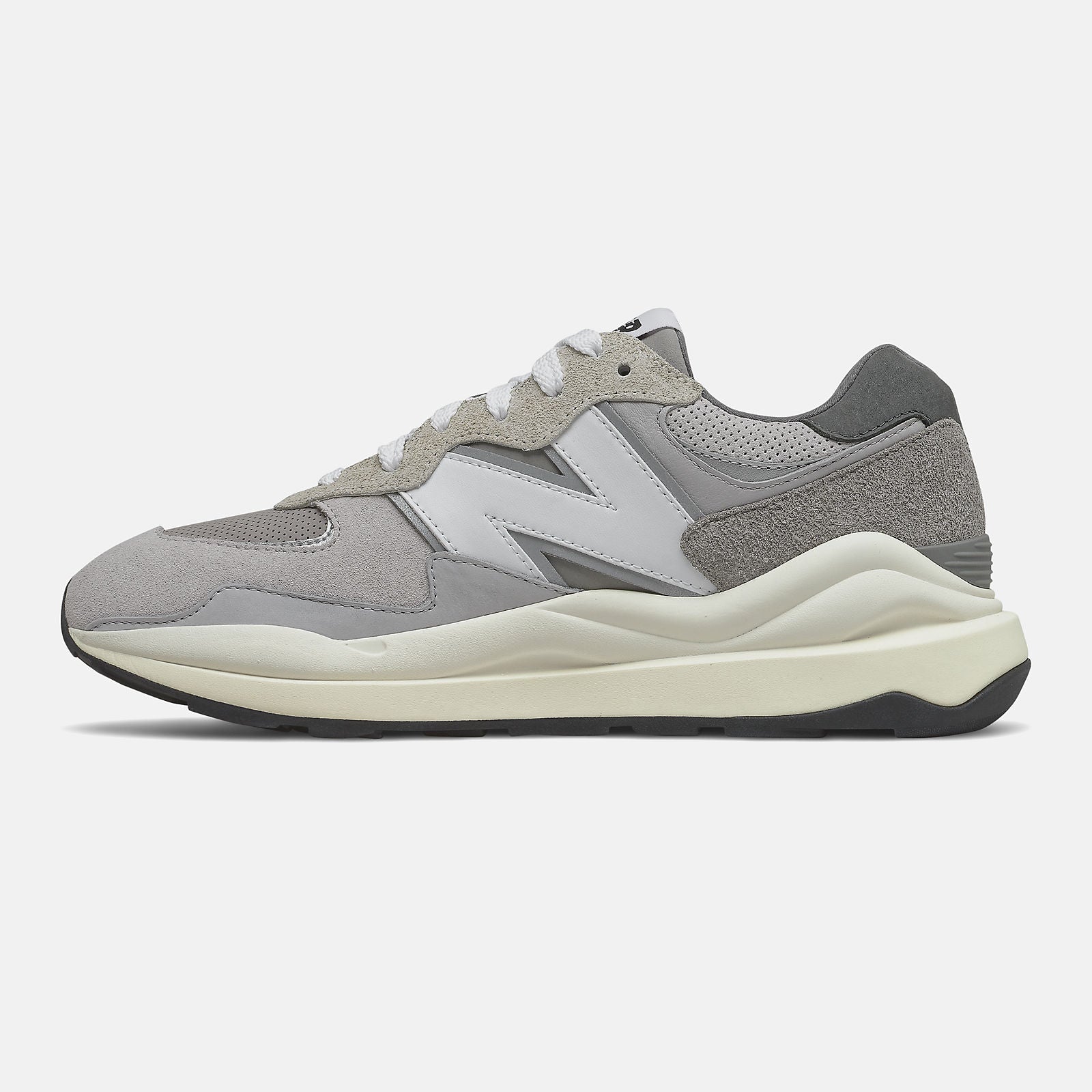 57/40 | New Balance Shoes Rain Cloud/Marblehead - Women/Men