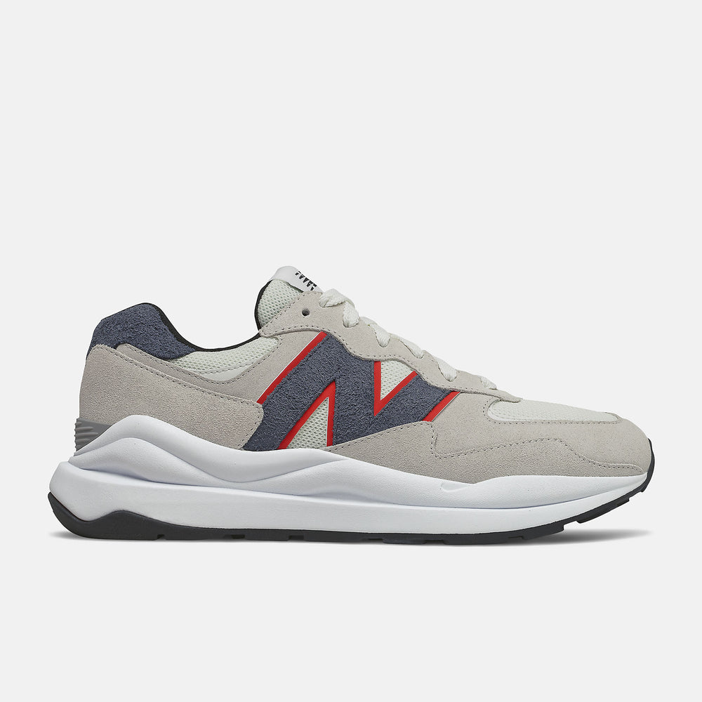 57/40 | New Balance Shoes NB White/Navy - Men