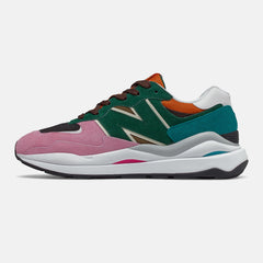 57/40 | New Balance Shoes Black/Pink Lemonade - Men
