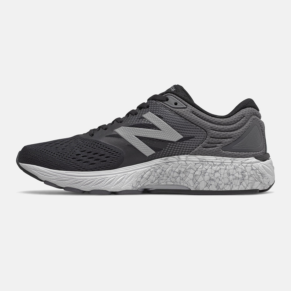 940v4 | New Balance Shoes Black/Magnet - Men