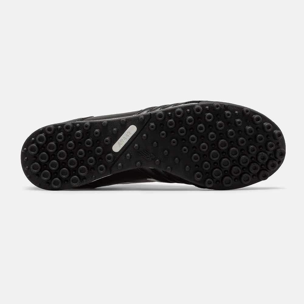442 Team TF | New Balance Shoes Black/White - Women/Men