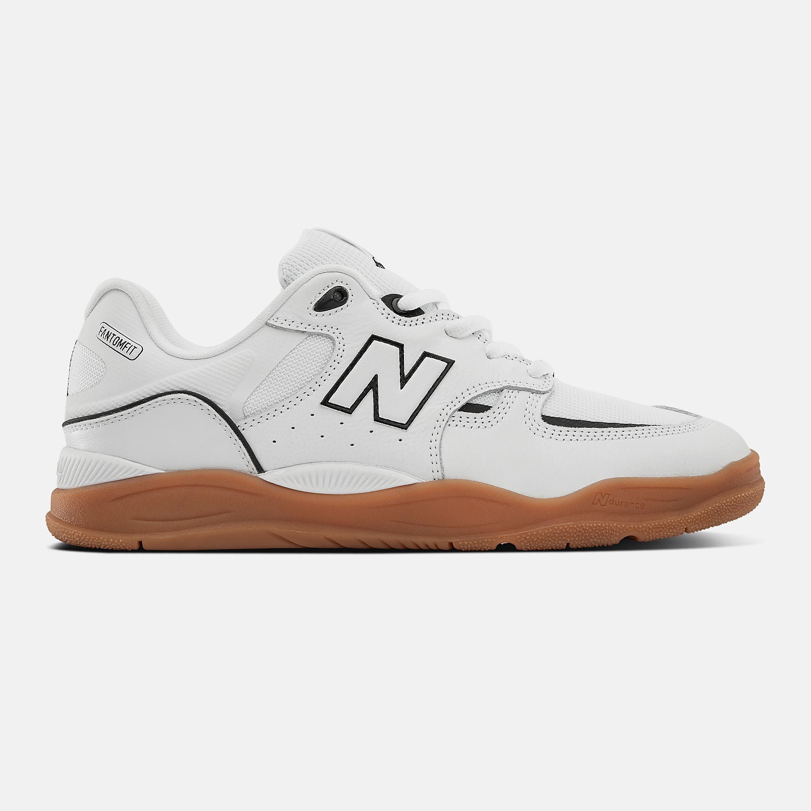Numeric 1010 | New Balance Shoes White/Black - Women/Men