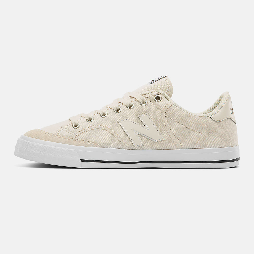 Numeric 212 | New Balance Shoes White/Red - Women/Men