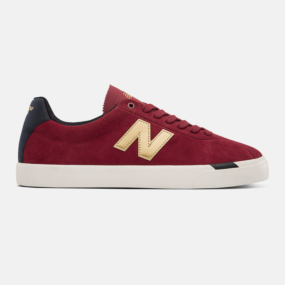 Numeric NM22 | New Balance Shoes Red/Gold - Women/Men