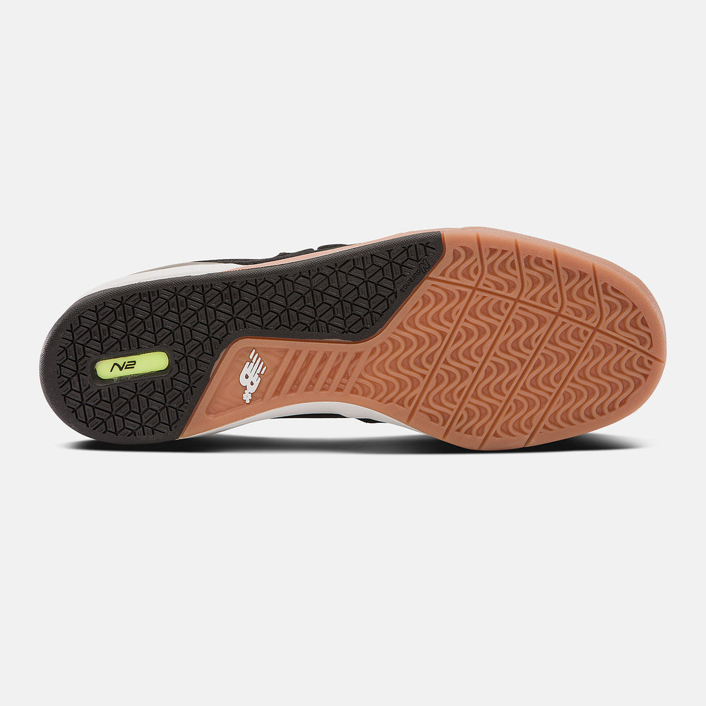 NM913 | New Balance Shoes Black/White - Women/Men