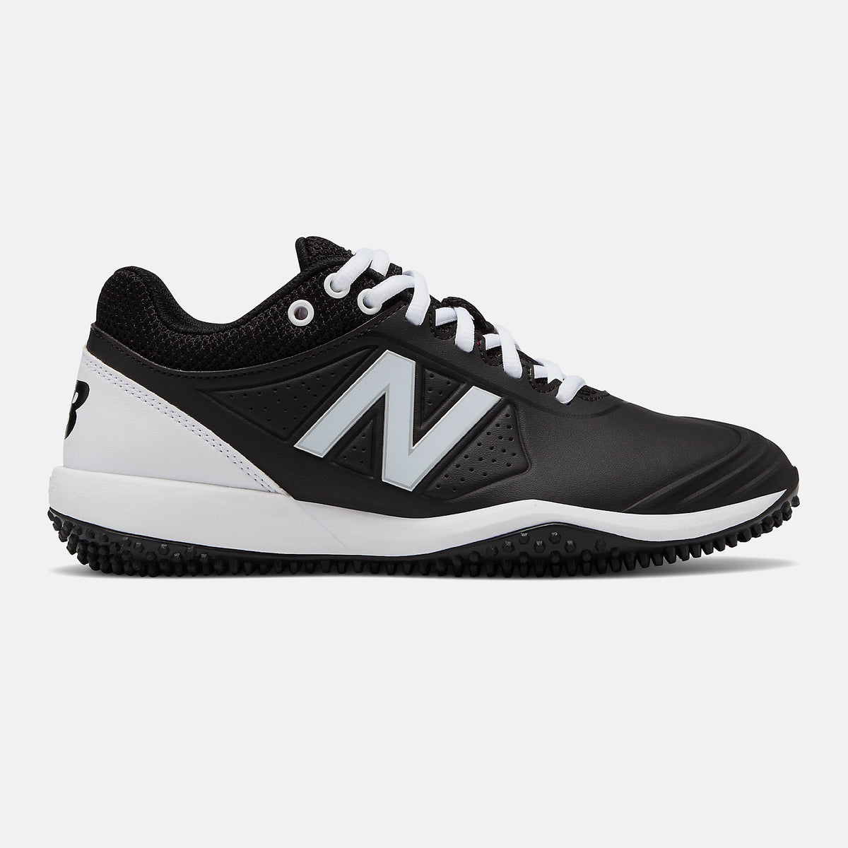 Fusev2 Turf | New Balance Shoes Black/White - Women