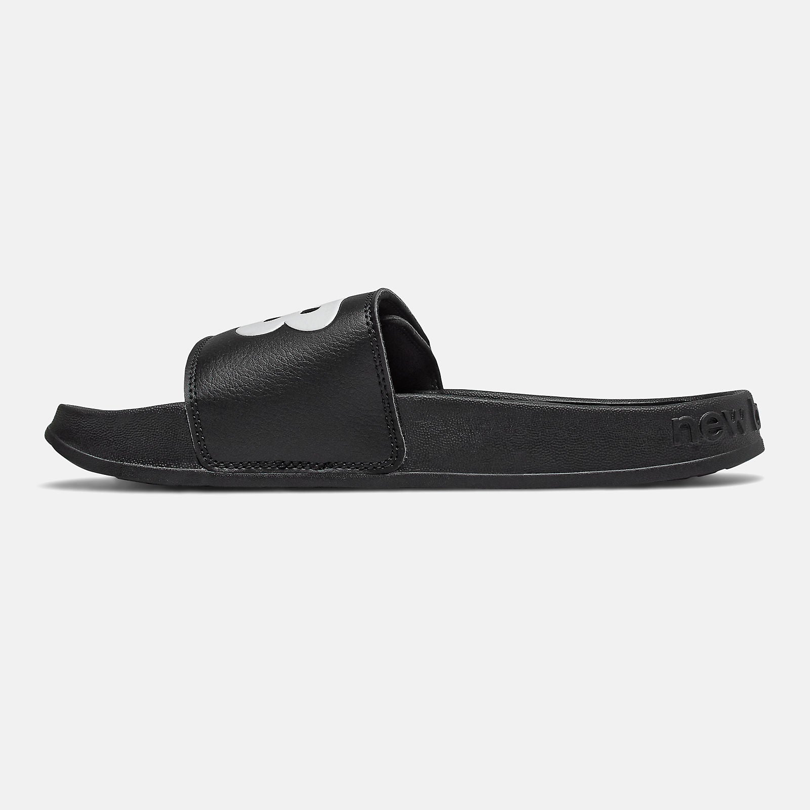 200 Adjustable | New Balance Shoes Black/White - Women