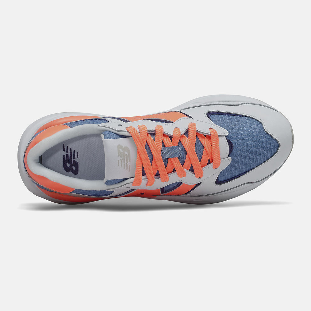 57/40 | New Balance Shoes NB White/Stellar Blue - Women