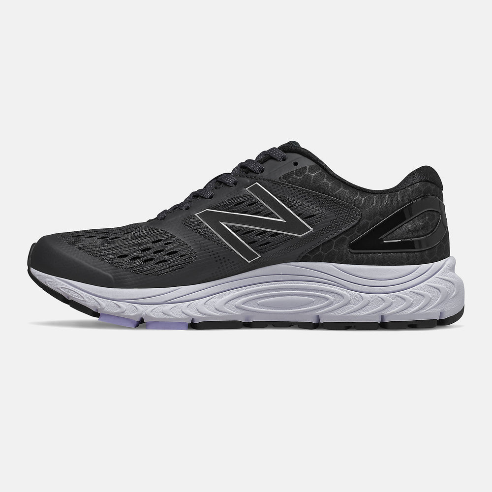840v4 | New Balance Shoes Black/White - Women