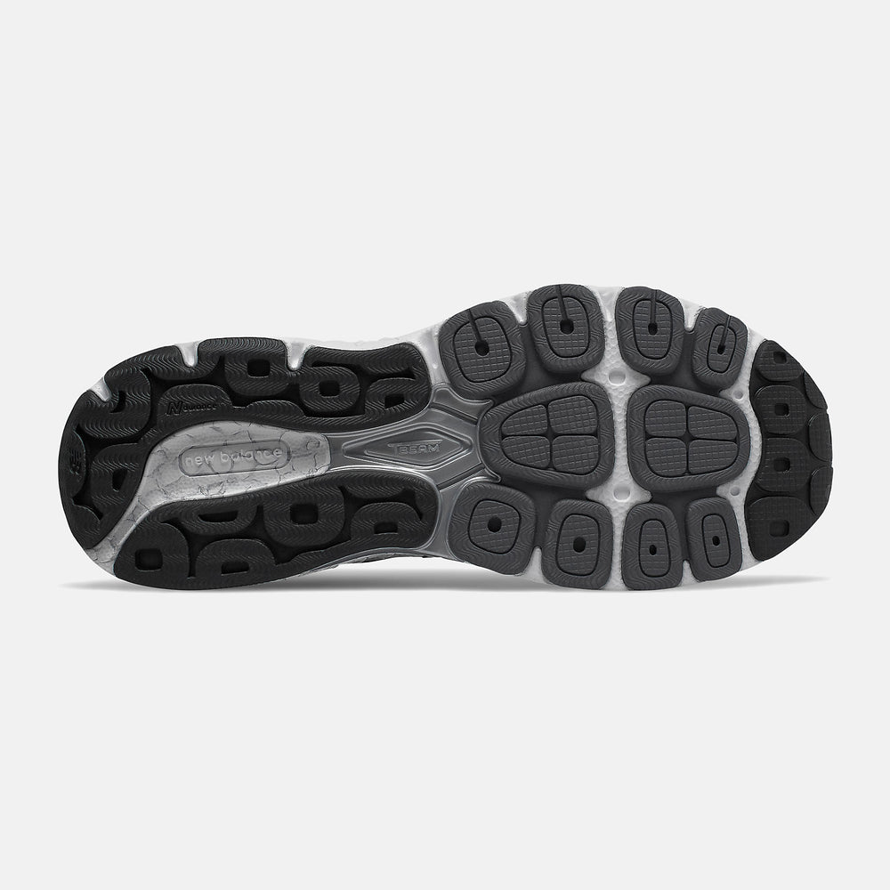 940v4 | New Balance Shoes Black/Magnet - Women