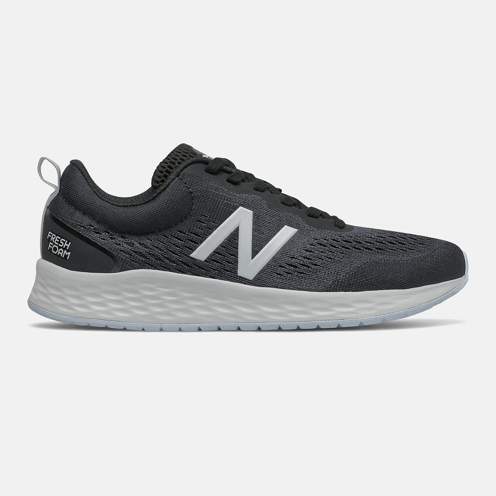 Fresh Foam Arishiv3 | New Balance Shoes Black/White - Women
