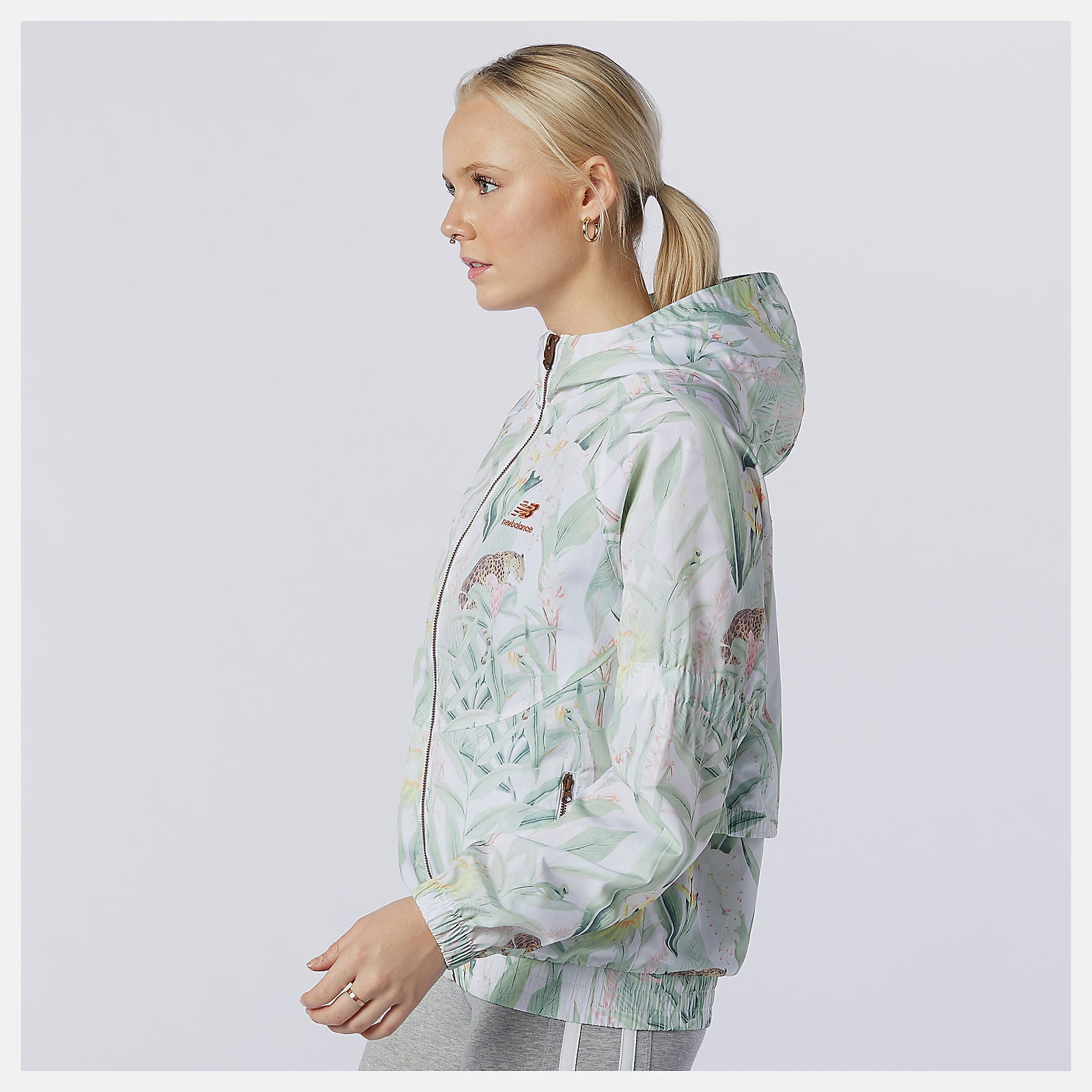NB Essentials Botanical Jacket | New Balance Clothing White Print - Women
