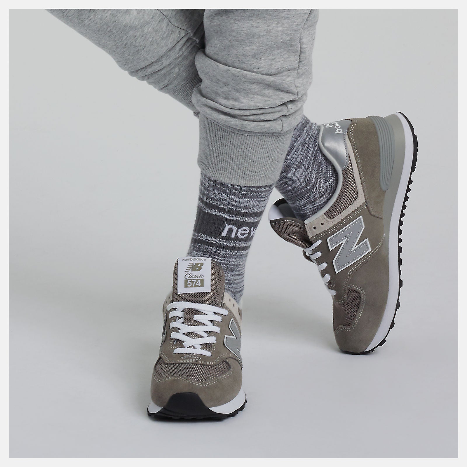 574 Core | New Balance Shoes Grey/White - Women