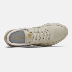 720 | New Balance Shoes Timberwolf/Gold - Women