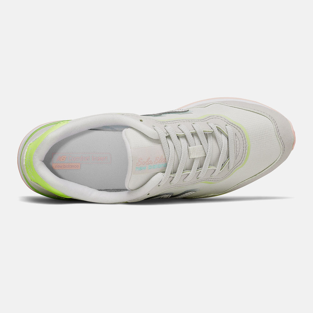 Sola Sleek | New Balance Shoes Nimbus Cloud/Bleached Lime Glo - Women