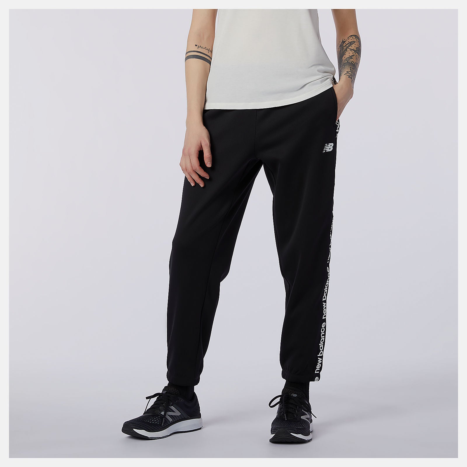 Relentless Performance Fleece Pant | New Balance Clothing Black - Women