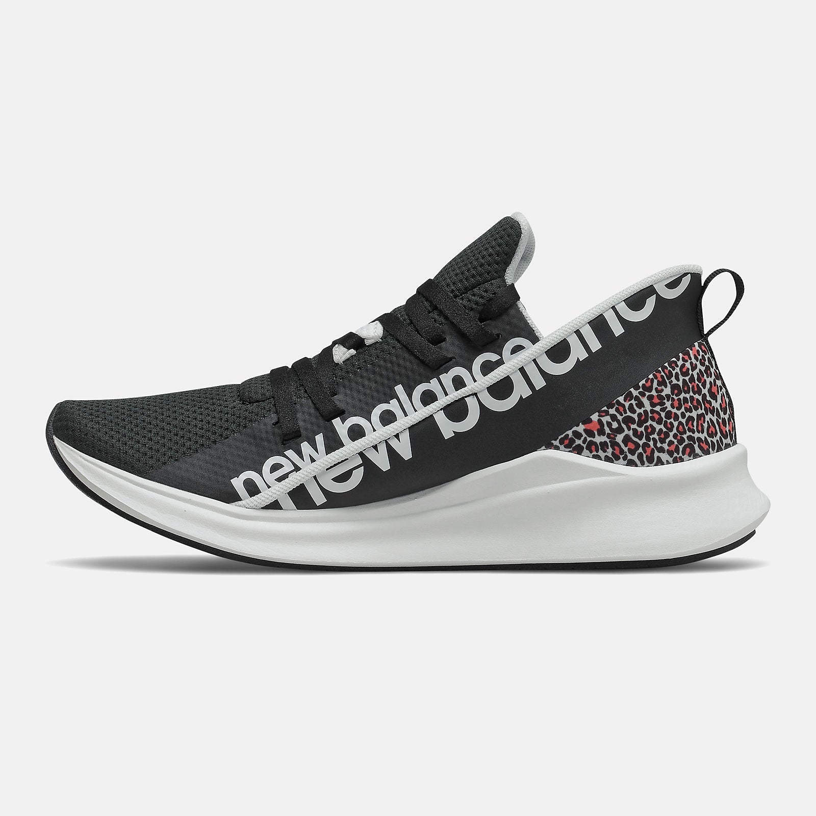 Powher Run | New Balance Shoes Black/Munsell White - Women