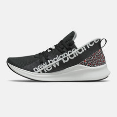 Powher Run | New Balance Shoes Black/Munsell White - Women
