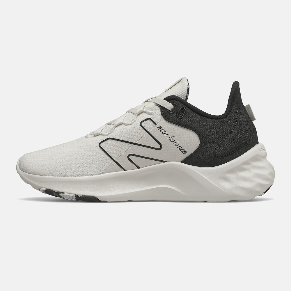 WROAVV2 | New Balance Shoes Sea Salt/White - Women