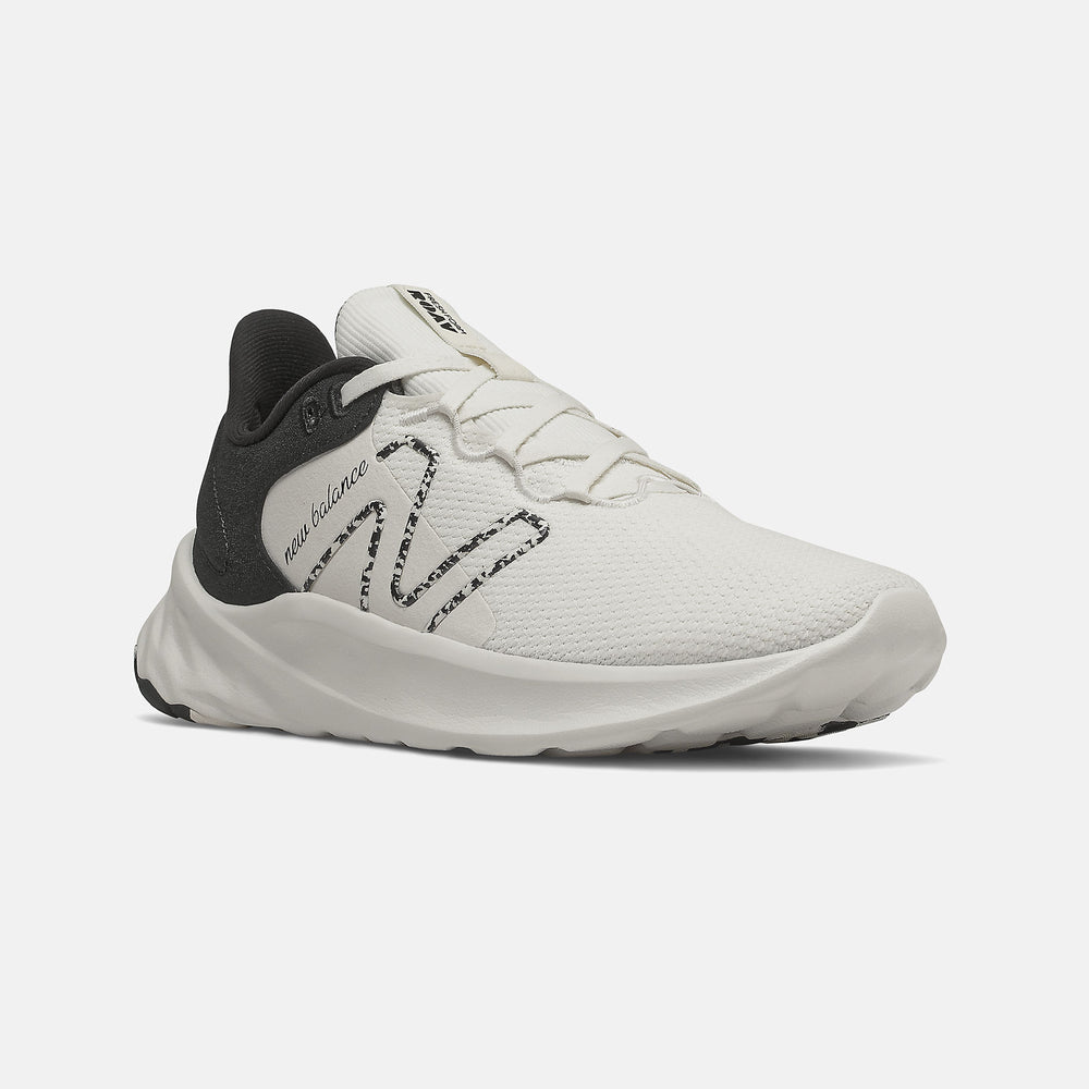 WROAVV2 | New Balance Shoes Sea Salt/White - Women