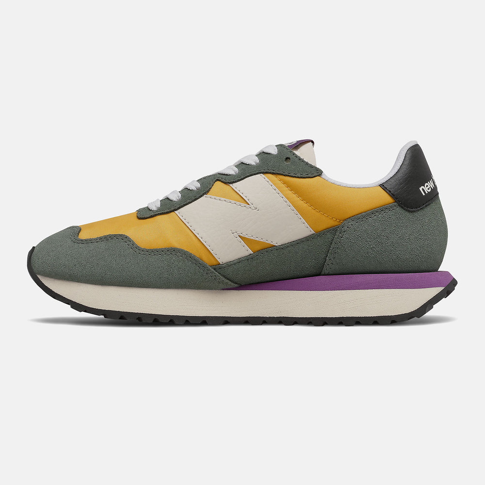237 | New Balance Shoes Team Gold/Black Spruce - Women