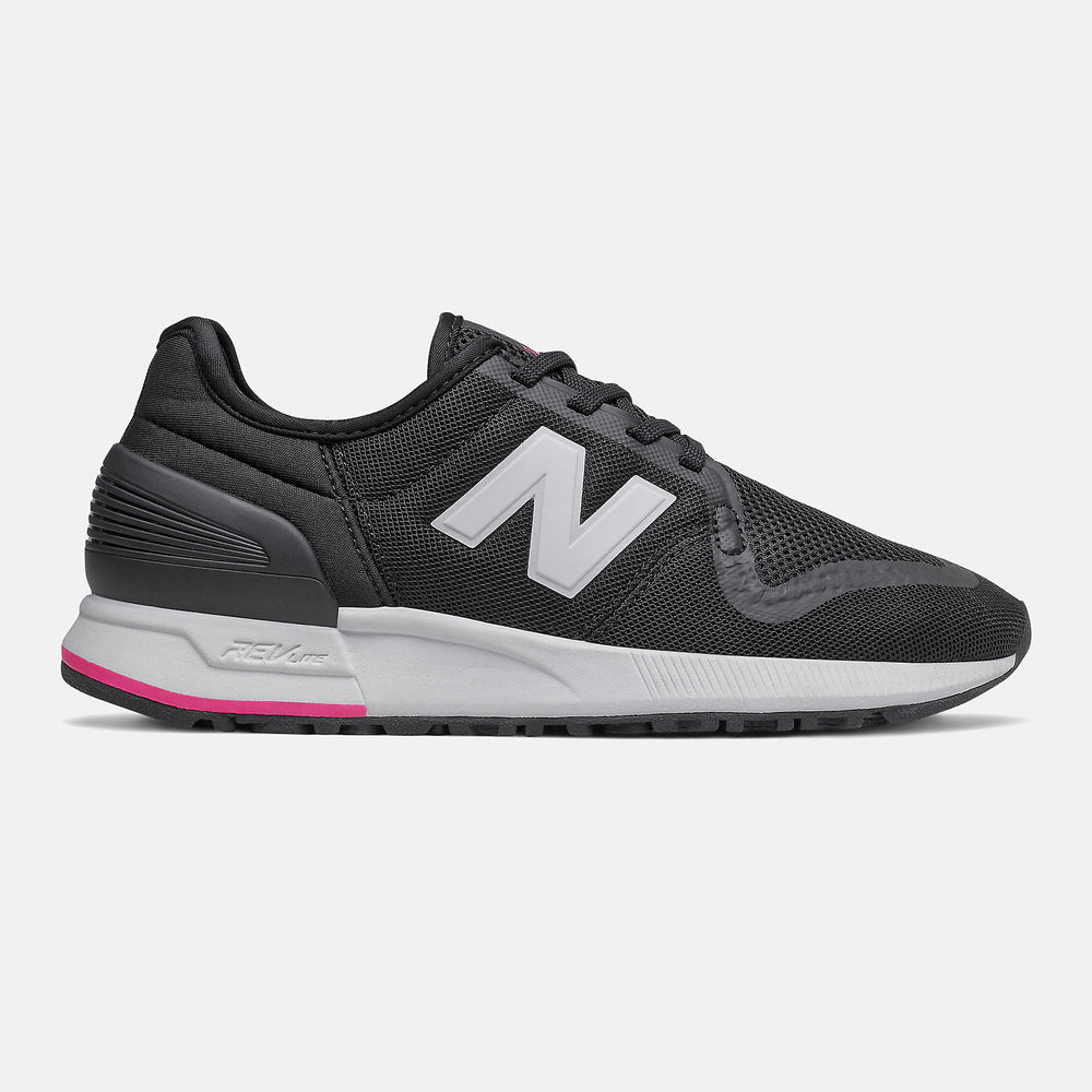 247S | New Balance Shoes Black/Exuberant Pink - Women