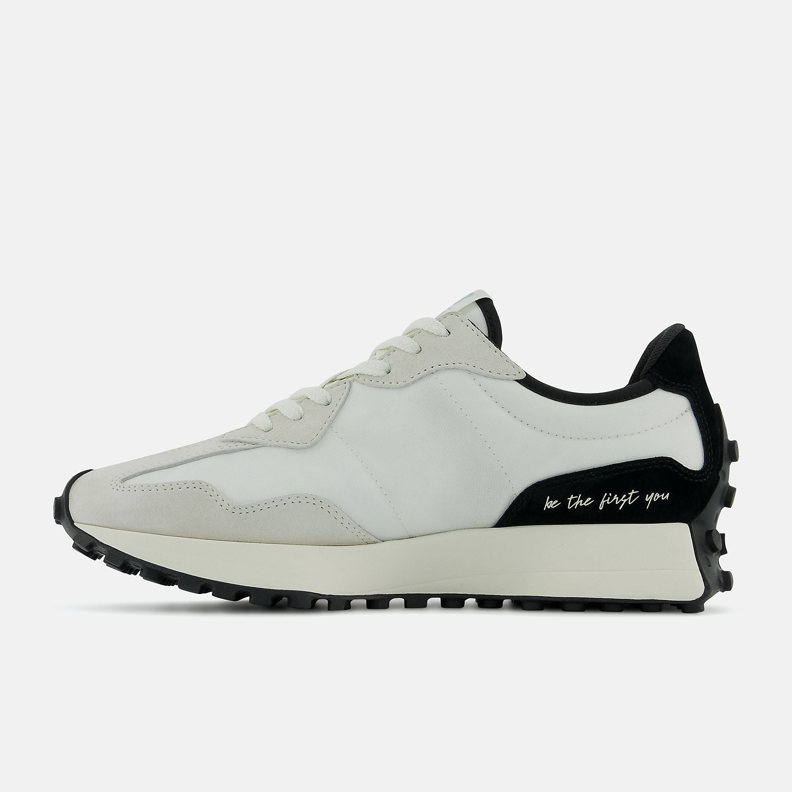 327 | New Balance Shoes Sea Salt/Black - Women