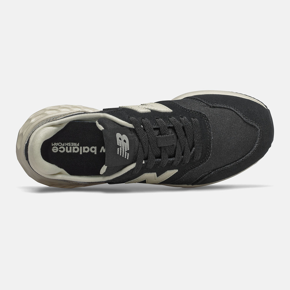 X-70 | New Balance Shoes Black/Munsell White - Women
