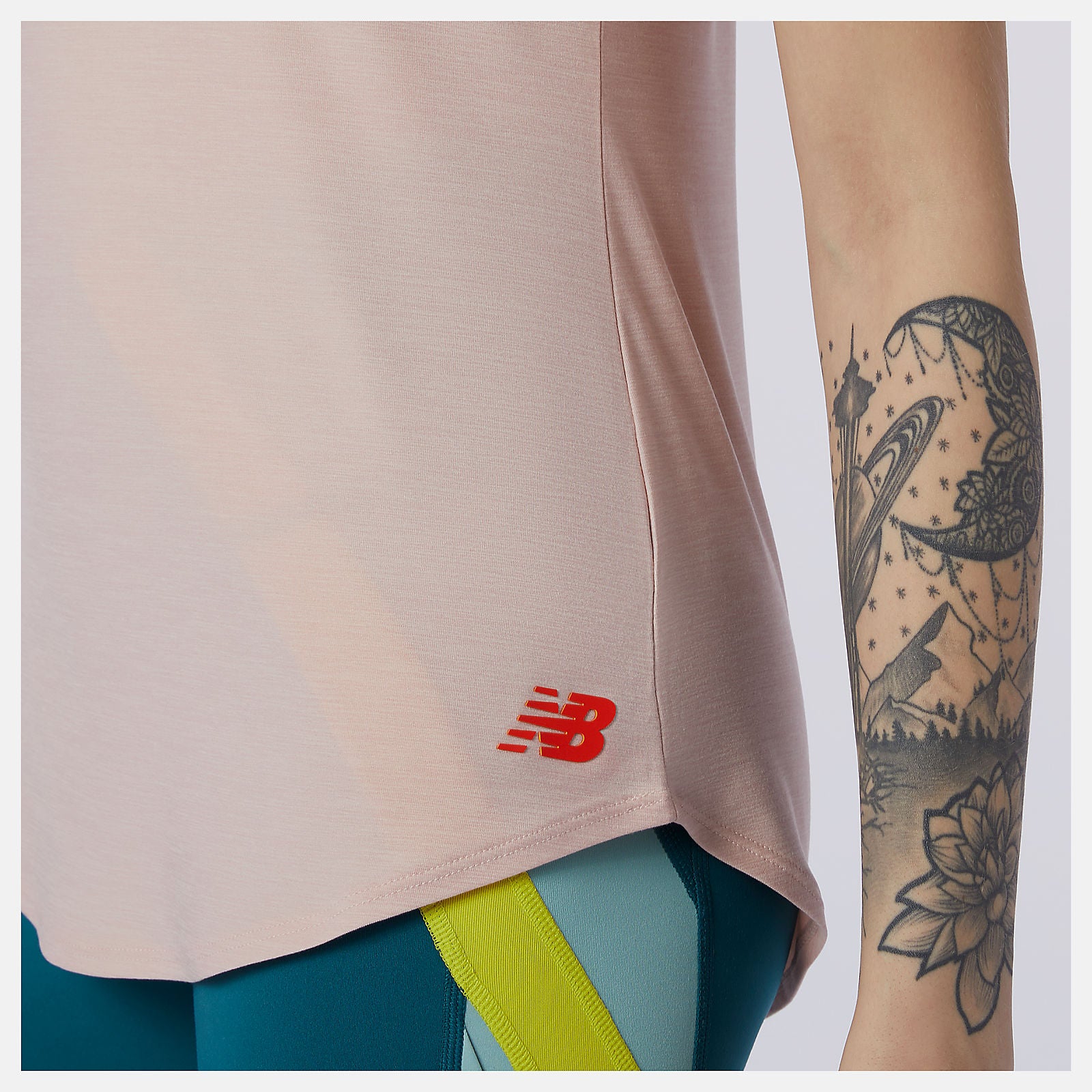 Transform Perfect T | New Balance Clothing Oyster Pink - Women