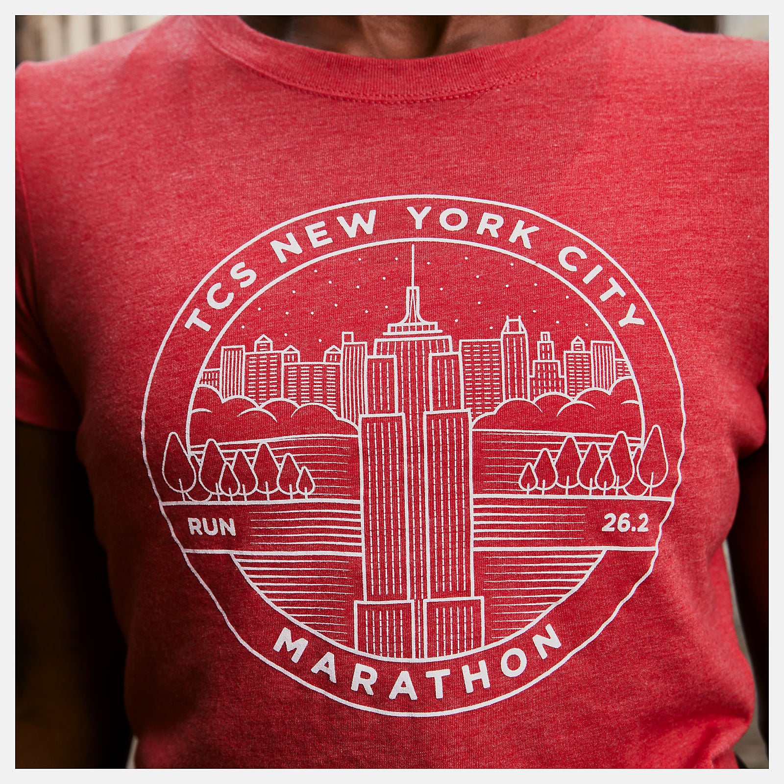 NYC Marathon Park/NYC Badge | New Balance Clothing Team Red Inline - Women