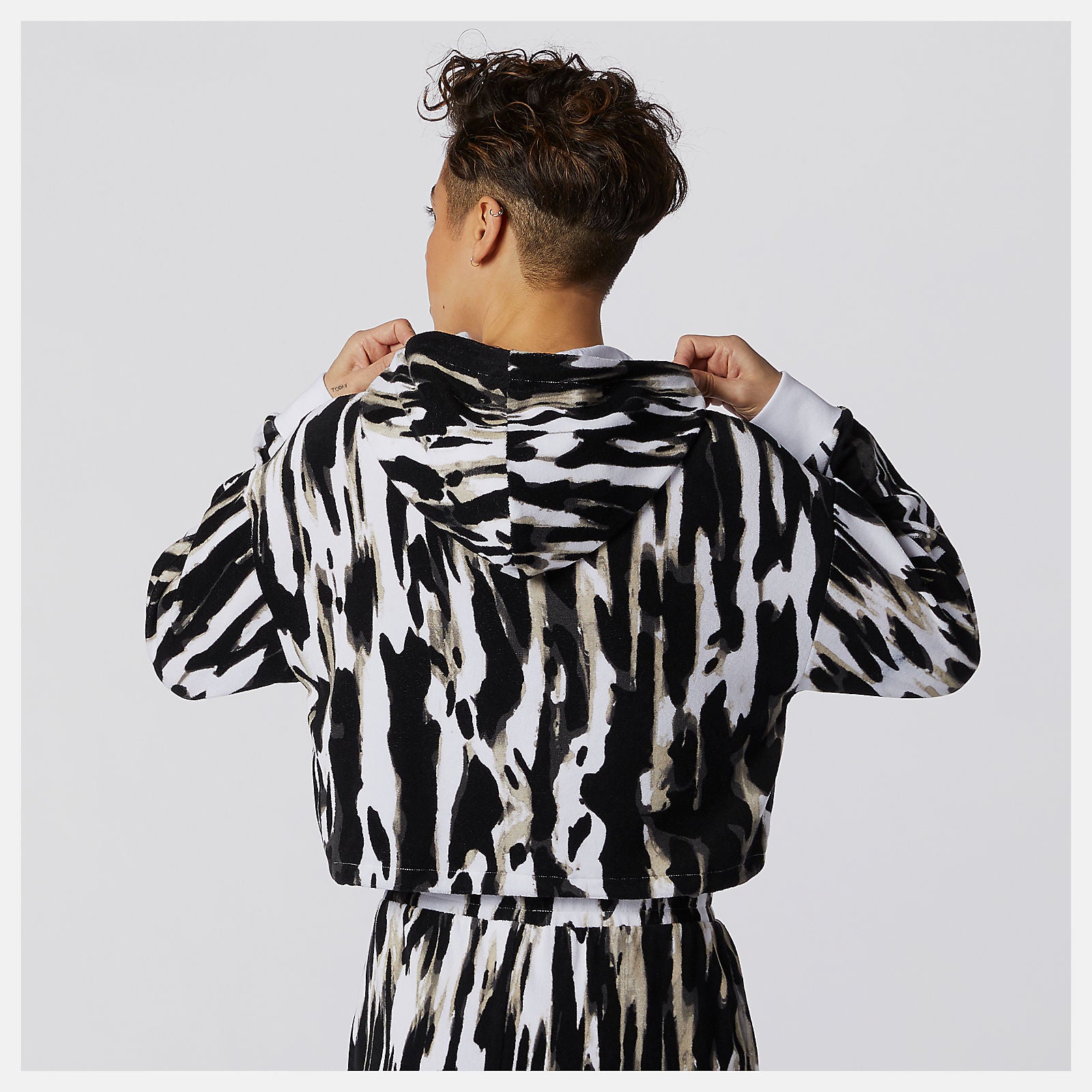 NB Athletics Collide Printed Terry Hoodie | New Balance Clothing White Print - Women