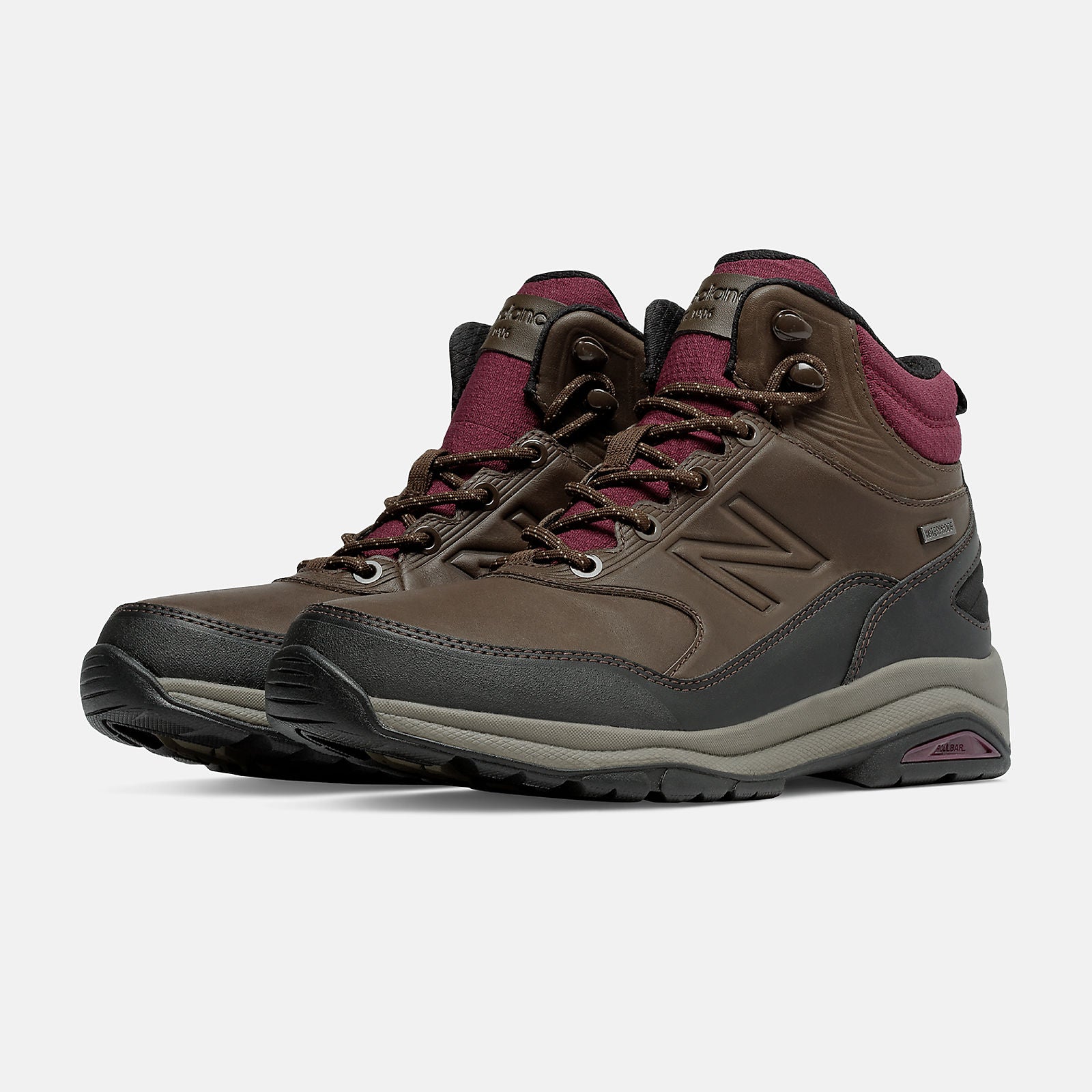 1400 | New Balance Shoes Dark Brown - Women