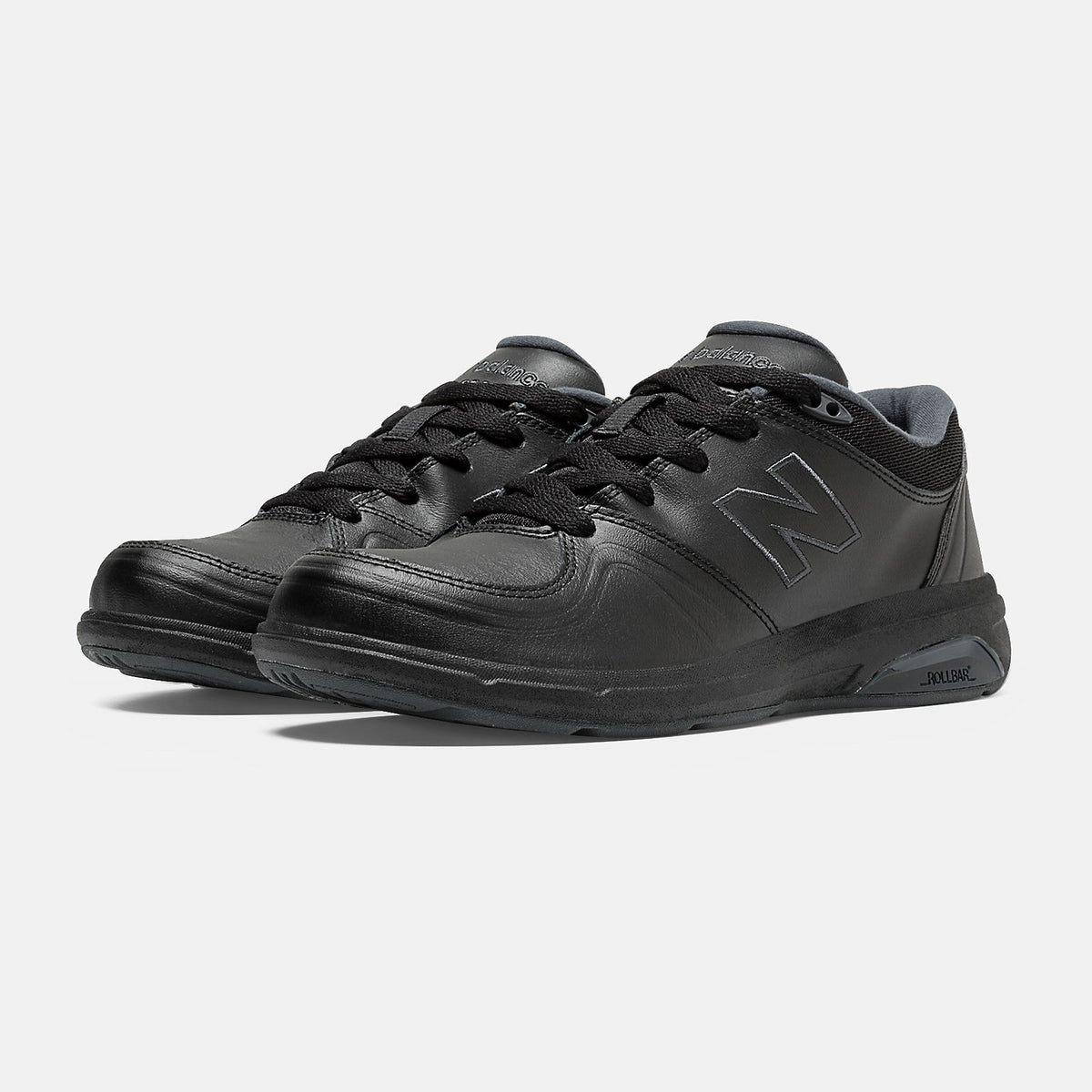 813 | New Balance Shoes Black - Women